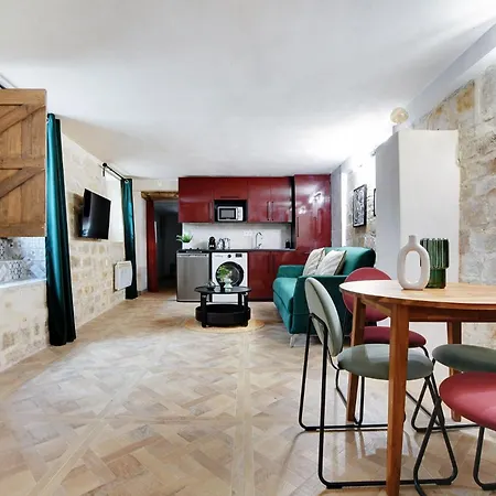 Le-7-Beranger-Rdc Coeur Du Marais Parigi